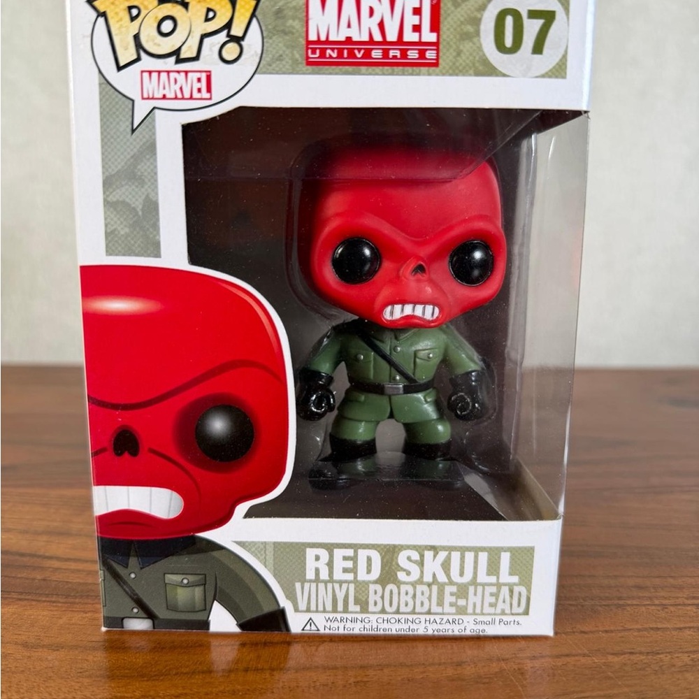 Marvel Red and Green Red Skull Figure